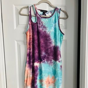 TIE DYE MIDI DRESS SIZE LARGE